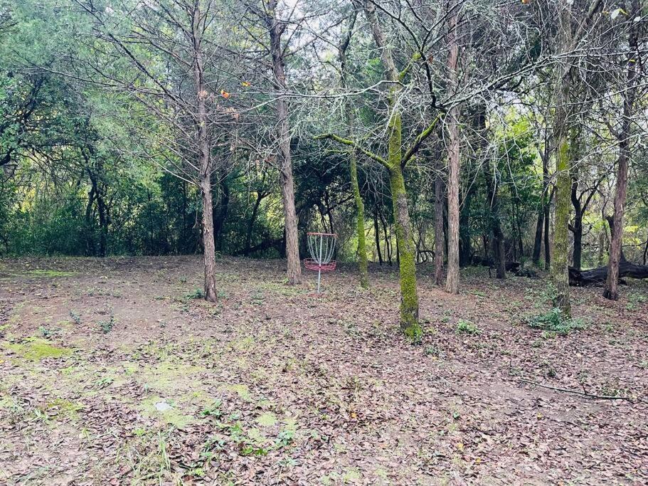 Bastrop Tiny Disc Golf Retreat Villa Bagian luar foto